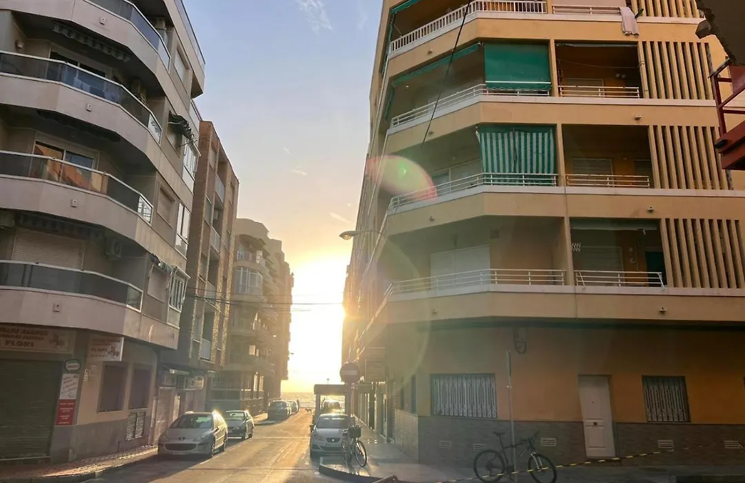 Uroczy apartament przy Playa de los Locos-1