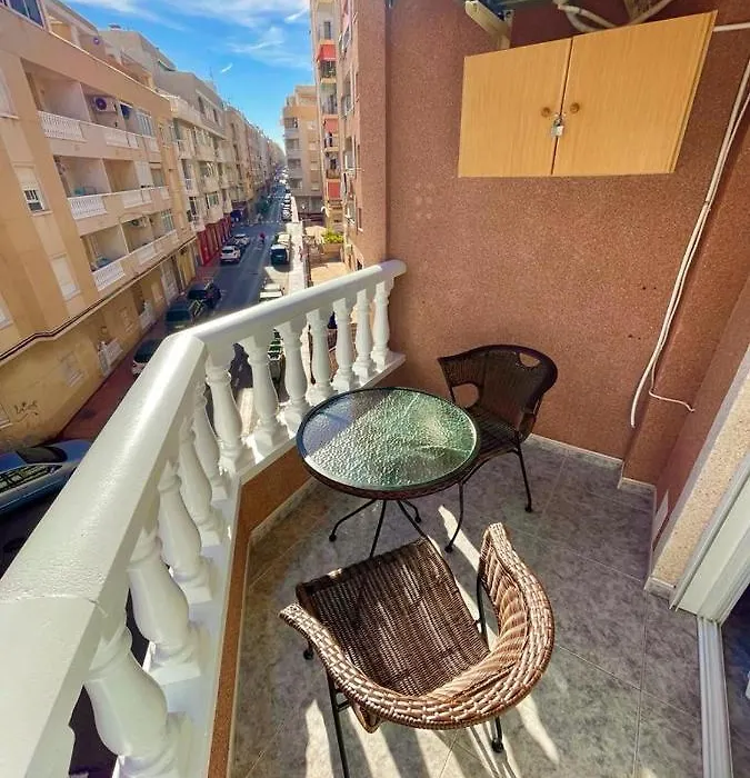Capitan Friday Apartments-1