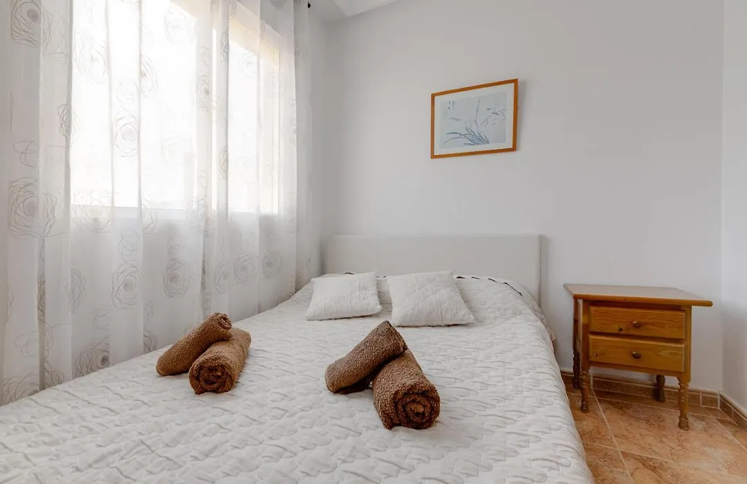 Apartment Ramon Gallud 204-1