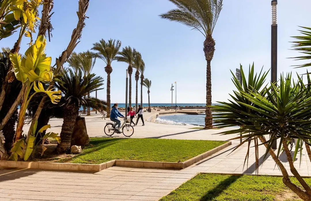 Cozy Appartment With Pool At Iryna & Wojtek Near Beach, Shops And Restaurants-1