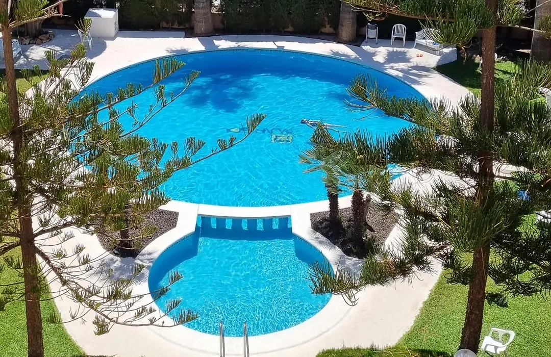 Flamenco Penthouse Sea View & Swimming Pool-1