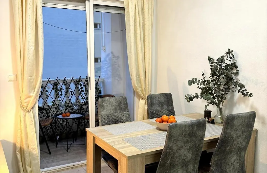 Modern 2-Bedroom Apartment-1