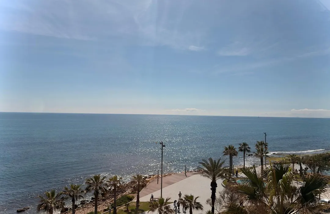Seaside Haven Apartment-1