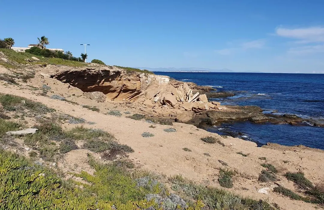 Sunny Apartament Near La Mata Beach-1
