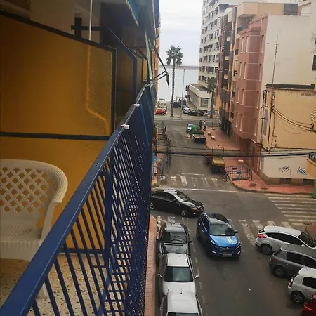 3 Bedroom 150 M From The Beach-2