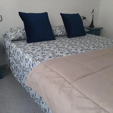 Amazing Sunny Flat With Balcony Pool Two Mins From The Beach-2