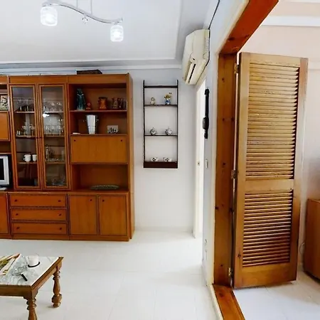 Cozy 2 bed apartment Playa De Los Locos-2