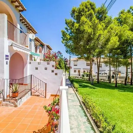 Apartament Casa del Gato Rojo , communal swimming pool , terrace with barbecue-3