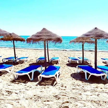 El Papagayo Apartment 2 Mins Walking To The Beach-2