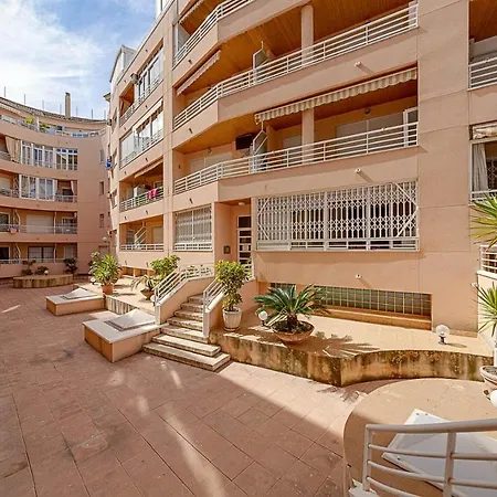 Cozy Appartment With Pool At Iryna & Wojtek Near Beach, Shops And Restaurants-2