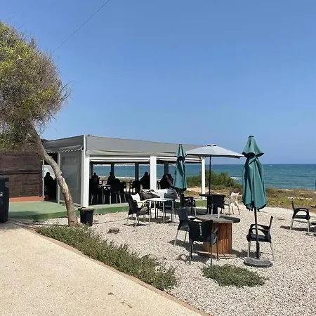 En primera línea de mar, casa,patio solarium La Bugamvulla-2