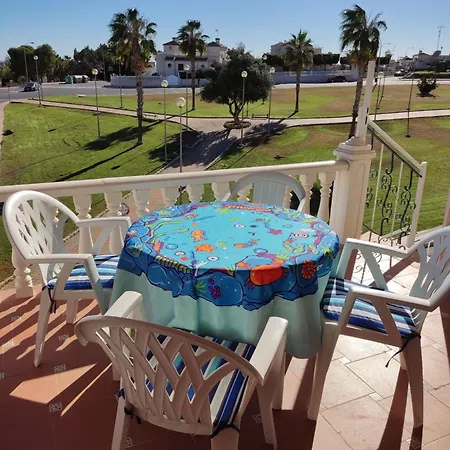 Confortable apartamento con vistas al mar-2