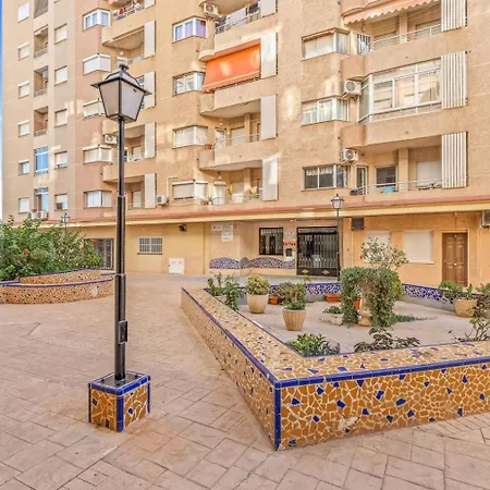 Studio a 200m de la playa los Locos-2