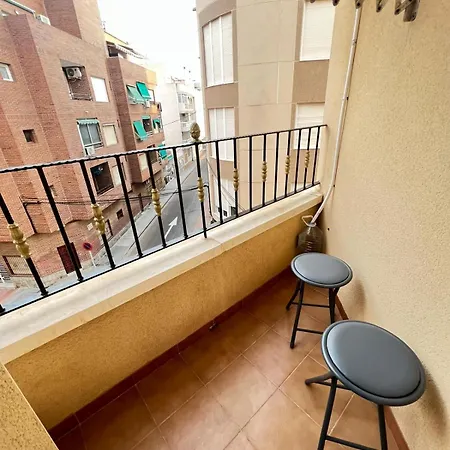Sunny Apartment-3