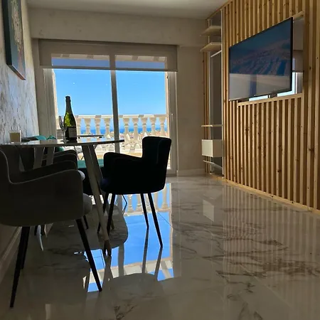 Galaxy Luxury-3