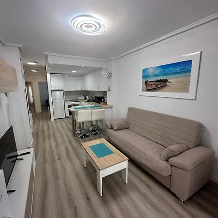 Torrevieja preciosos moderno piso cerca de la playa del cura y todos los servicios en calle la loma-2