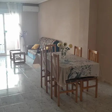 Nice Apartment On The Beach And City Centre-2