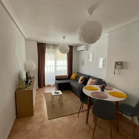 Charming Apartment 500M To Cura Beach-2