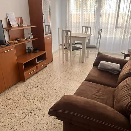 Uroczy apartament przy Playa de los Locos-3