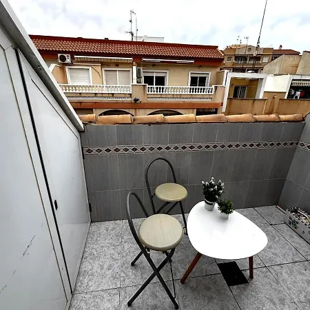 Small Apartment-2