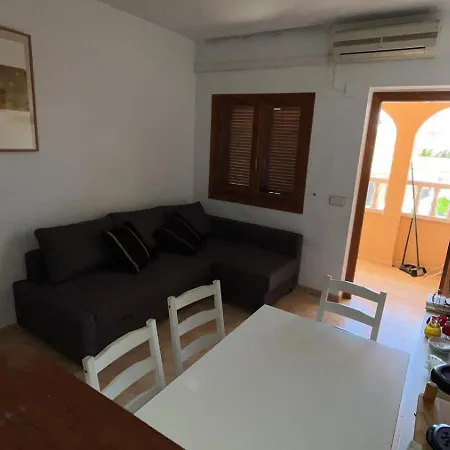 Torrevieja : Appart 1St Floor With Pool View-2