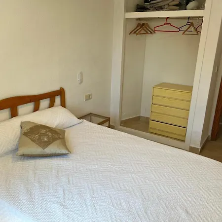 Lago Jardin : Bright Spacious One Bedroom Flat-2
