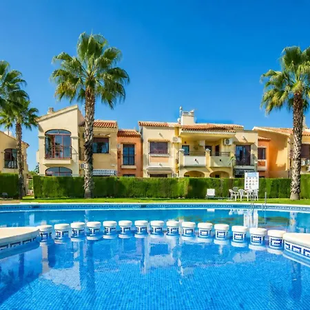Club Salino Hideaway-Your Peaceful Retreat With Pool In Torrevieja-2
