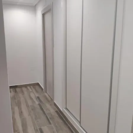 Piso recien reformado a menos de 50m de la playa-3