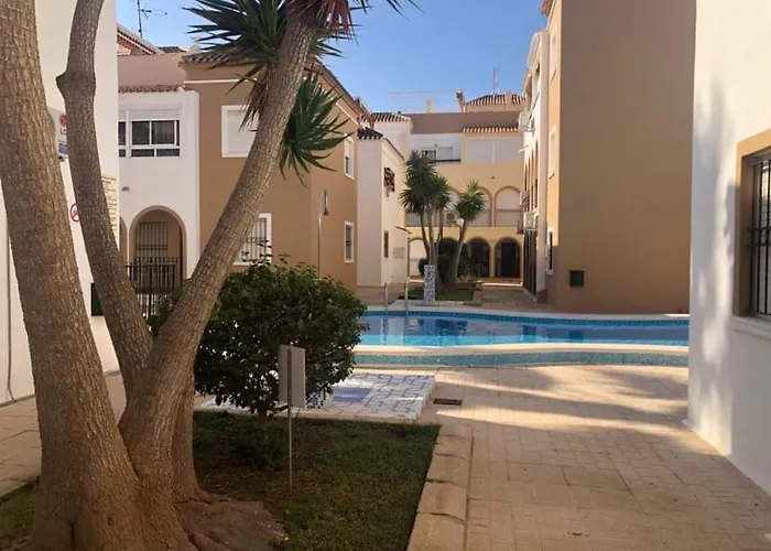 Apartament Naranja con piscina urb El Paraiso Torrevieja