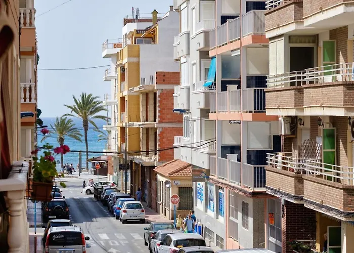 Torrevieja Playa del Cura - 140 m to the beach.