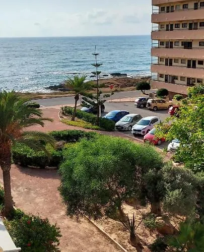 Alquilo apartamento junto al mar en Torrevieja Cabo Cervera 