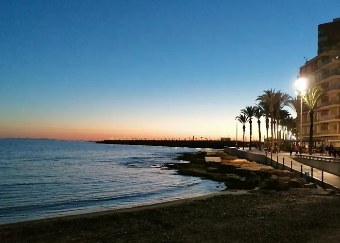 Sunny Appartment With Pool Torrevieja Center