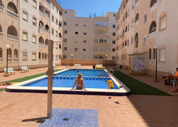 Amazing 2-Bedrooms Apartment With Pool Torrevieja Center