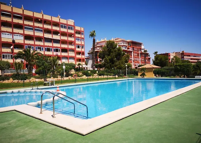 Studio With Terrace And Pool Torrevieja
