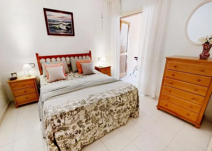 Cozy 2 bed apartment Playa De Los Locos Torrevieja