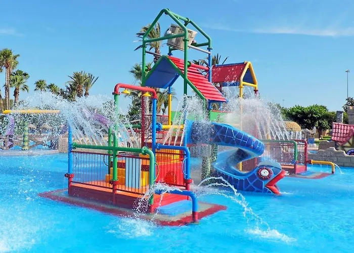 Apartamento Acogedor apartamento con piscina cerca a la playa Torrevieja