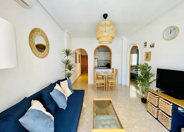 El Papagayo Apartment 2 Mins Walking To The Beach Torrevieja