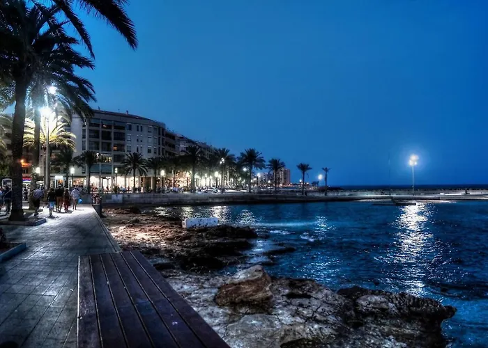 Parque De Las Naciones Europa II Torrevieja