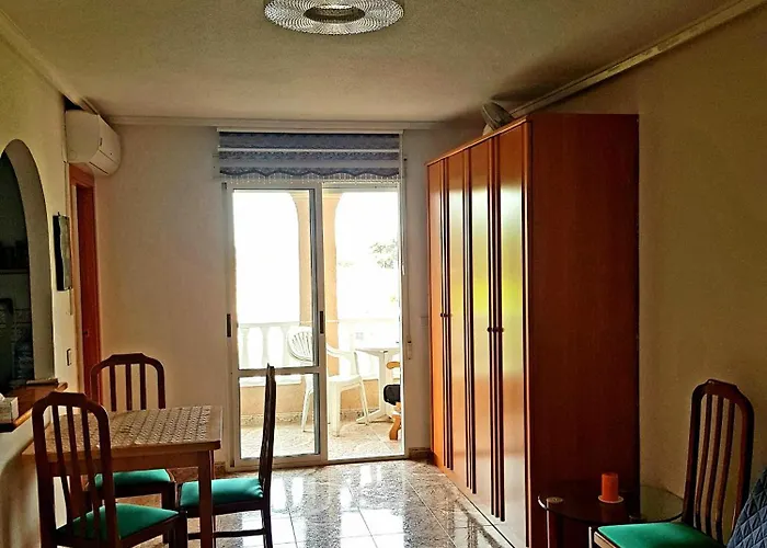 Apartamento De Pinoso Torrevieja