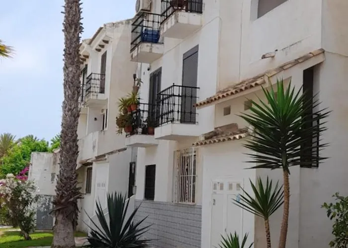 Apartment Los Locos Beach With Balcony And Wi-Fi Torrevieja