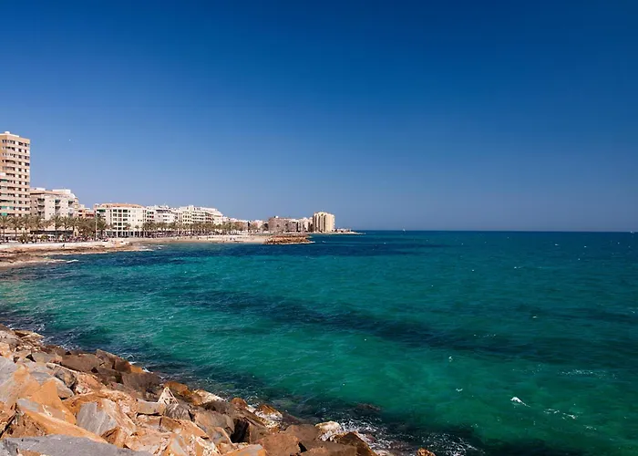 Nice Apartment On The Beach And City Centre Torrevieja