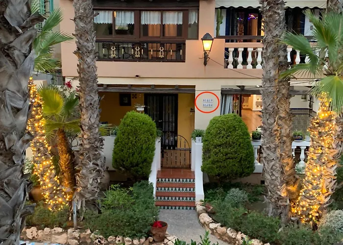 The Best House! Large Terrace Beach & Bars! Traveller Awards 2024-2025-2026 Torrevieja