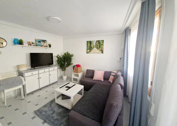 Apartamento- playa del Cura Torrevieja