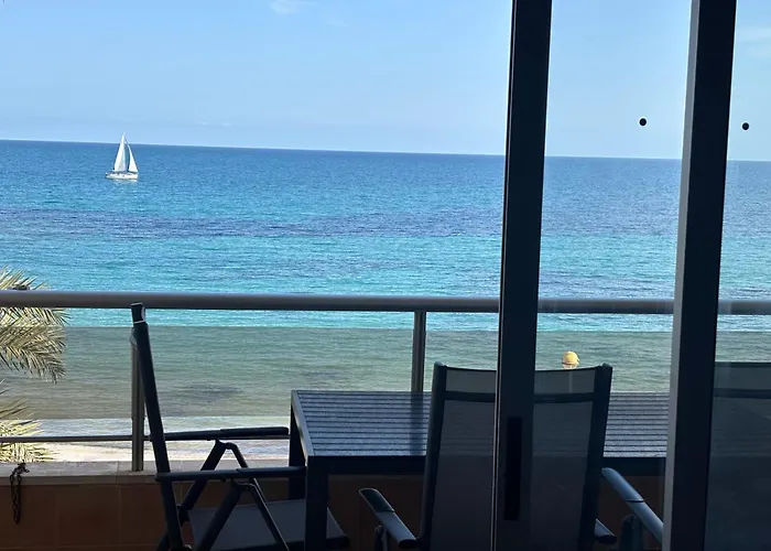 Apartamento primera línea playa Torrevieja El Palmeral
