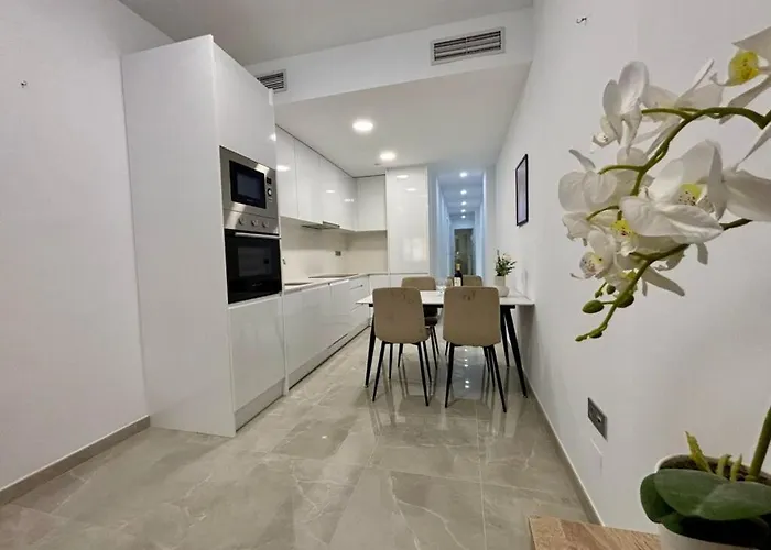 Apartment Near Playa De Cura With A Rooftop Swimming Pool Torrevieja