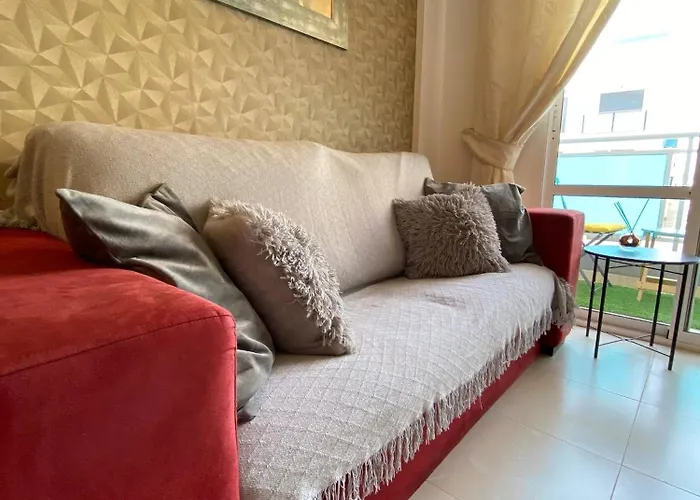 Apartamento Cozy Flat With The Swimming Pool Torrevieja