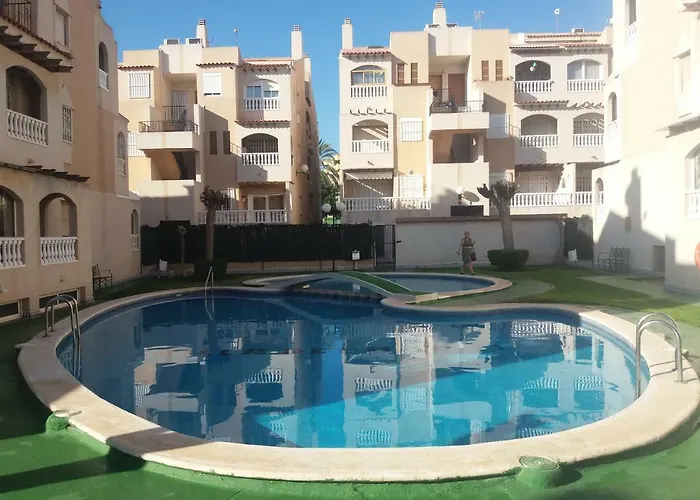 Apartamento La Casa De Mi Madre - 2 Bed Flat In The Heart Of Torrevieja