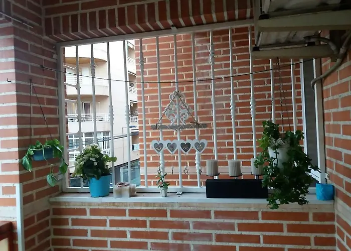 Amazing Sunny Flat With Balcony Pool Two Mins From The Beach Torrevieja