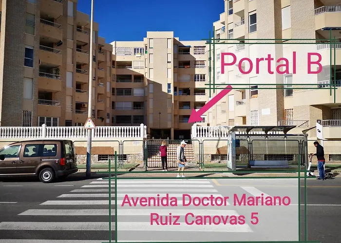 Beachfront modern&spacious apartment Torrevieja